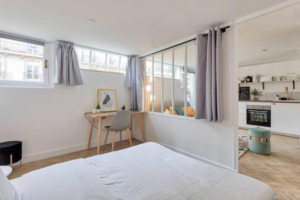 Appartement Refait à neuf proche Arc Triomphe 4P Parigi Esterno foto
