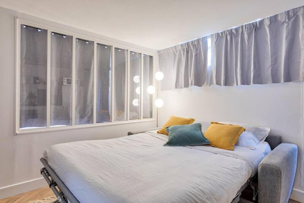 Appartement Refait à neuf proche Arc Triomphe 4P Parigi Esterno foto