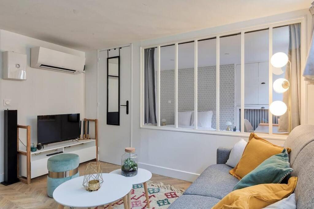 Appartement Refait à neuf proche Arc Triomphe 4P Parigi Esterno foto